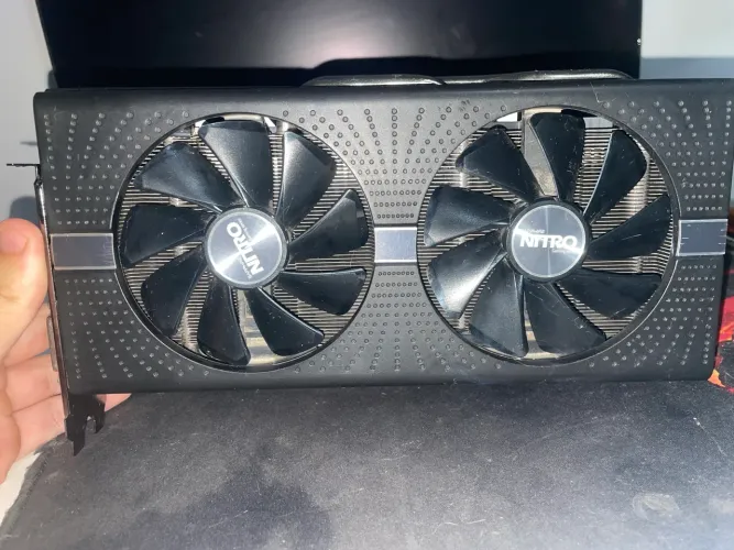 Rx 570 Saphire nitro 4Gb