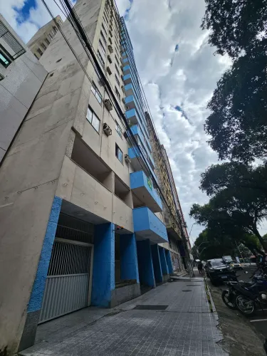 APTO DE 3 QUARTOS COM 110m² NO CENTRO - EDIFÍCIO MONTE CARLO | AV. GETÚLIO VARGAS