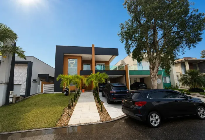 Casa de Alto Padrão com 5 Suítes e Piscina em Condomínio Fechado no Maitinga  Bertioga