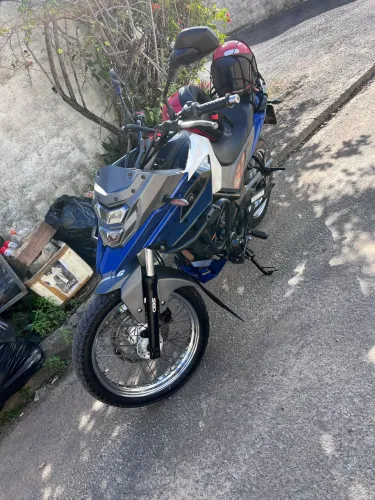 Moto em bom estado de conservação, tem conversa no valor