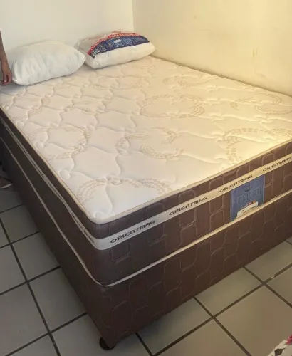 Cama Box