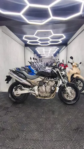 Honda CB 600f Hornet 2005