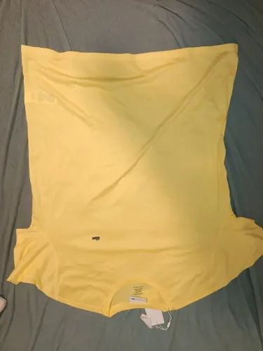 Camisa Lacoste amarela