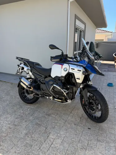 R1300 ADV com 600km