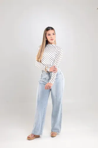 Blusa poá branca inclui top