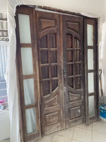 Porta 1,60 largura,a 2,13 altura