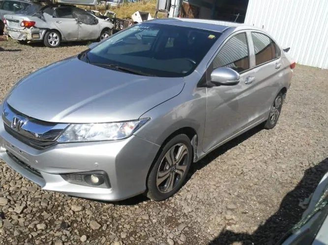 Sucata Honda City ELX 116cvs flex 2015 vendido somente em peças