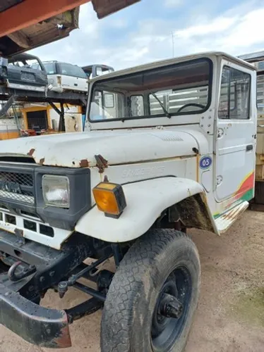 Peças Toyota Bandeirante 1993 4x4 Motor 364 Sucata Bandeirante Toyota Peças