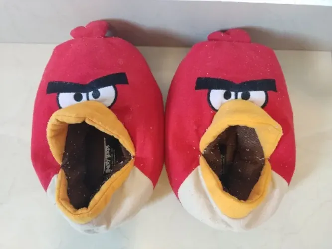 Pantufas Angry Birds tamanho 34/35 (usadas)
