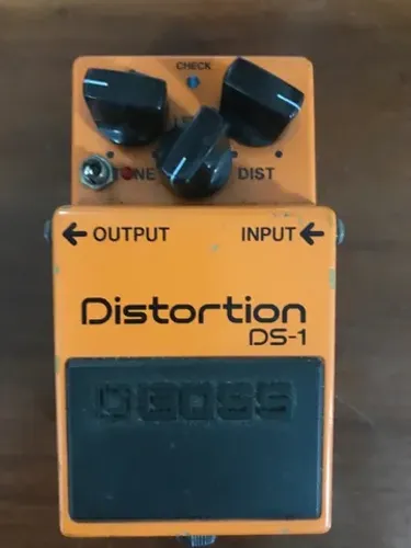 SÓ HOJE! Pedal Boss Distortion DS-1 - Keeley.