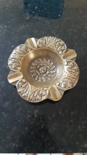 Cinzeiro de Metal Bronze Vintage