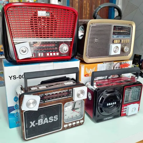 Rádio Portátil Vintage com Bluetoothe MP3 - Diversos Modelos