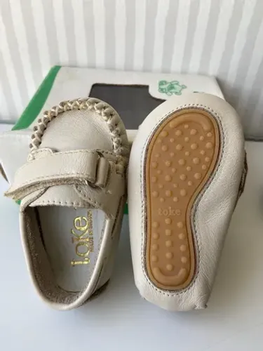 Sapato infantil em couro 