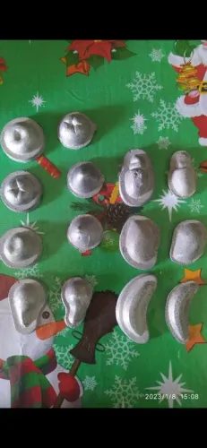 Forma / molde em alumínio pra doce ou velas
