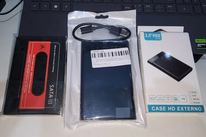 Case para HD e SSD 2.5". USB 3.0.