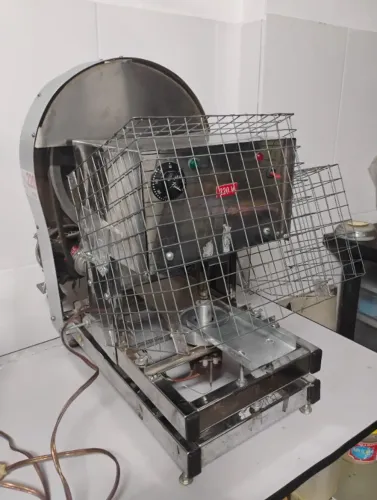 Prensa Forminhas de Doces Máquina Grátis Forminhas e Embalagens Pet