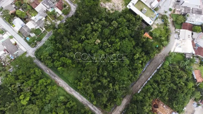 Terreno a venda em Praia Brava, Matinhos - PR | Confiancce Imóveis