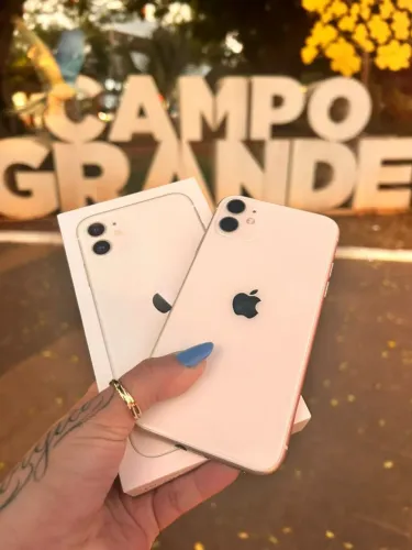 iPhone 11 64GB Semi Novo Com Garantia Na Promoção