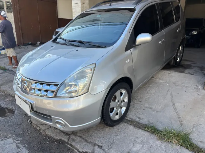 Nissan Livina SL 1.8 16V Flex Fuel Aut. 2012