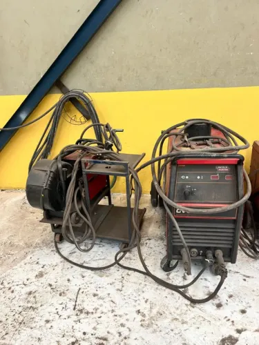 Máquina de solda Lincoln Eletric CV510 com cabeçote