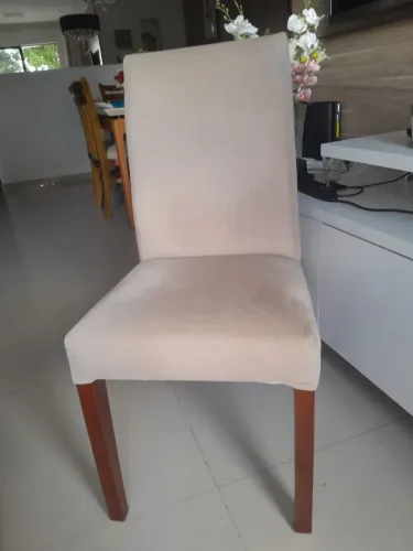 Cadeira de Jantar Estofada Bege
