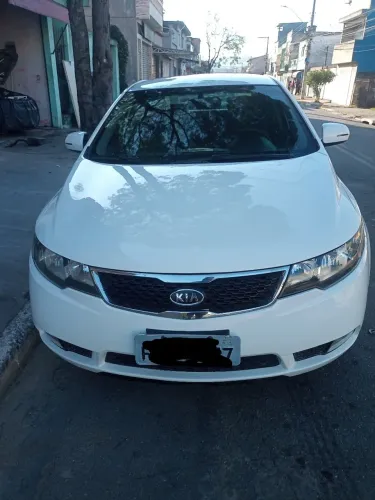 Kia Motors Cerato 1.6 16V Aut. 2013