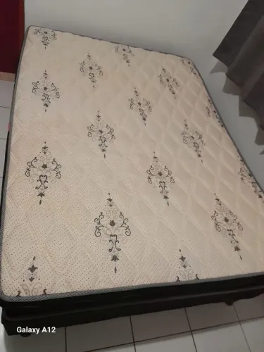 Cama box casal