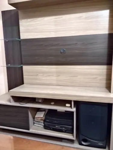 Rack para TV em madeira - Design moderno