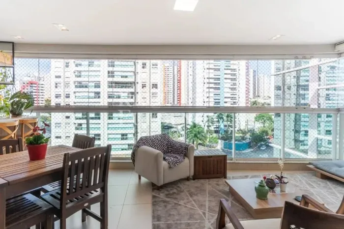 Apartamento de Luxo com 4 Dormitórios na Gleba Fazenda Palhano, em Londrina