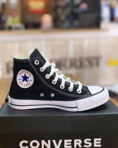 bota All star