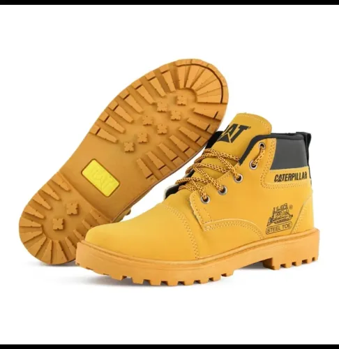 Bota Caterpillar Mostarda Tam: 39/40, 41/42 e 43 (PIX, DINHEIRO E CARTÃO).