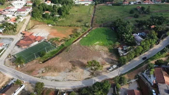 Área com 5.798m² em Tijucas - SC
