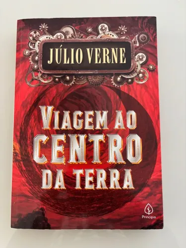Viagem ao Centro da Terra - Júlio Verne