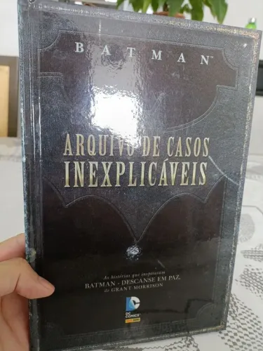 HQ Batman - Arquivo de Casos Inexplicáveis - Volume Único Capa Dura