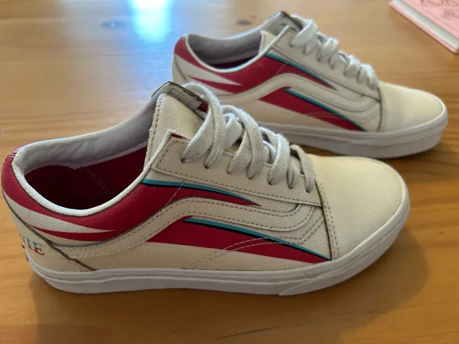 Tenis Vans - David Bowie (feminino - branco núm. 35) - Edição de colecionador