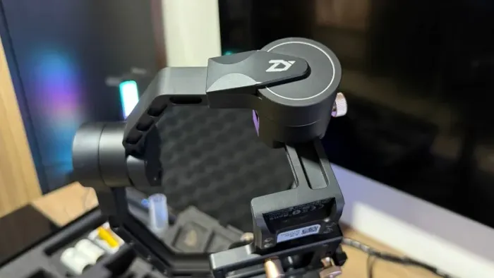 Estabilizador Gimbal Zhiyun Crane Plus