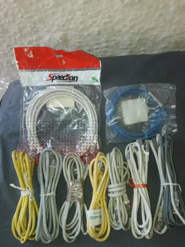 Kit com 10 cabos de rede.