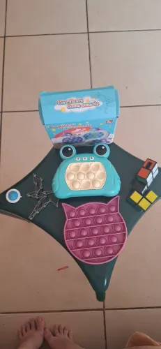 Kit de brinquedos Care Bears e Pop-It