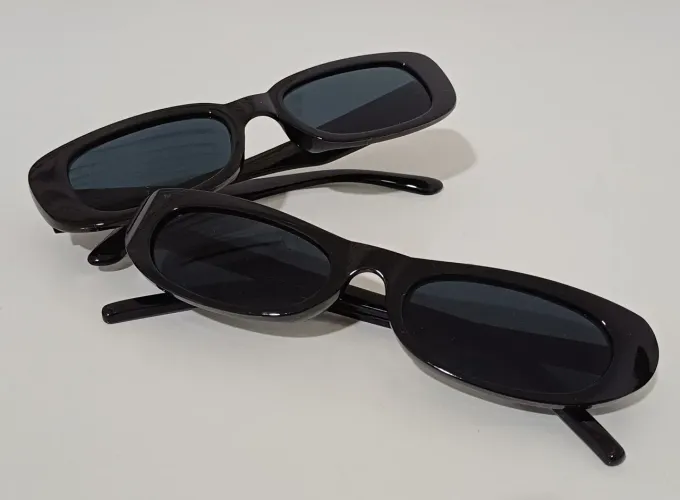 2 Óculos de Sol Preto Oval Slim Vintage Retrô 