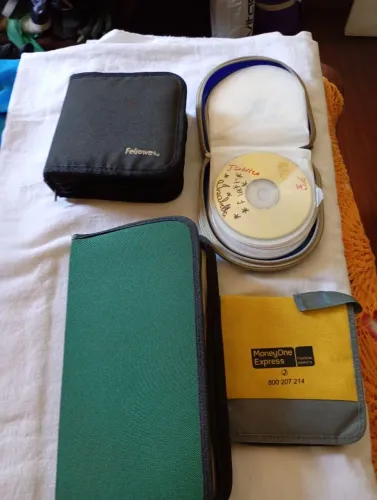 Porta CDs e Mini CDs - Fellowes + Porta Cartão