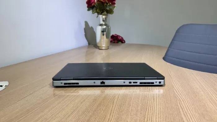 Notebook Dell Precision i7 32Gb 256Gb SSD + 1Tb HD FHD Quadro T2000 (Garantia)