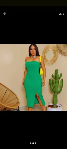 Vestido Verde Mid com Fenda na Lateral