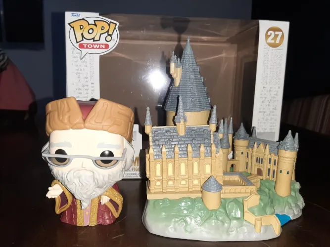 Funko Pop Dumbledore e Hogwartz Castle