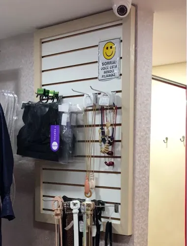 Expositor semijoias e acessórios 