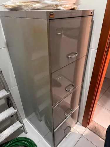 Arquivo de aço 4 gavetas