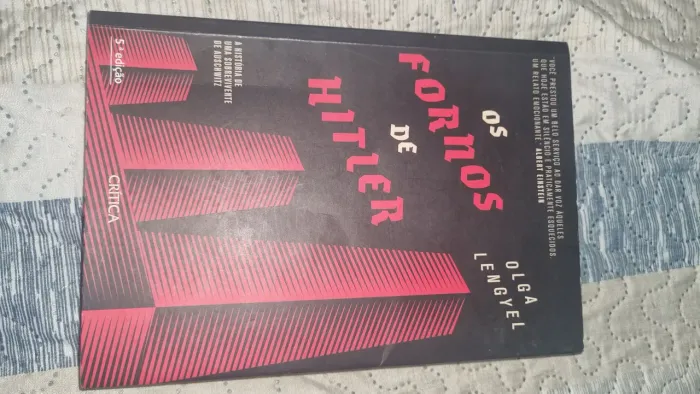 Os fornos de Hitler- livro