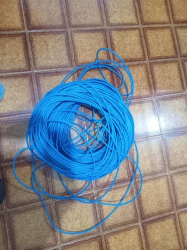 vende-se 164 metros de cabo cat 6 azul furukawa multilan novo