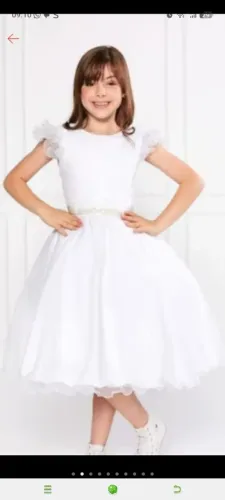 Vendo 2 vestido branco infantil 4 e 8 anos