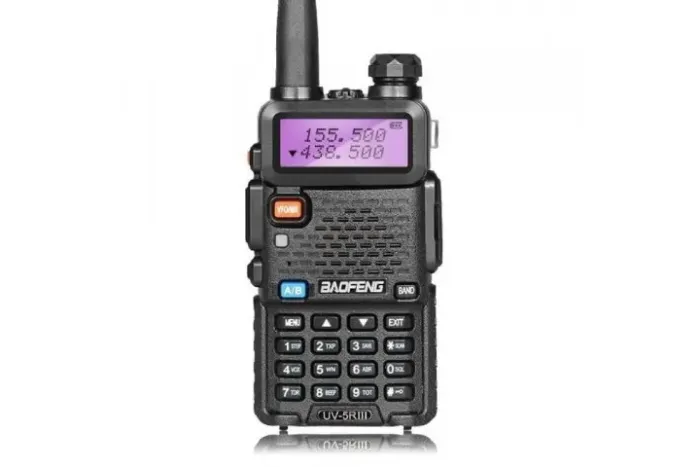 Kit de Rádios Comunicadores (Super Kit, 4 rádios + acessórios)