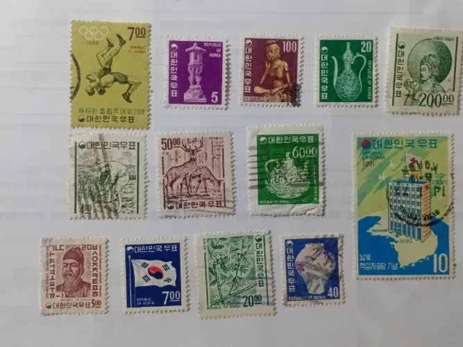Vendo Selos da República da Coréia